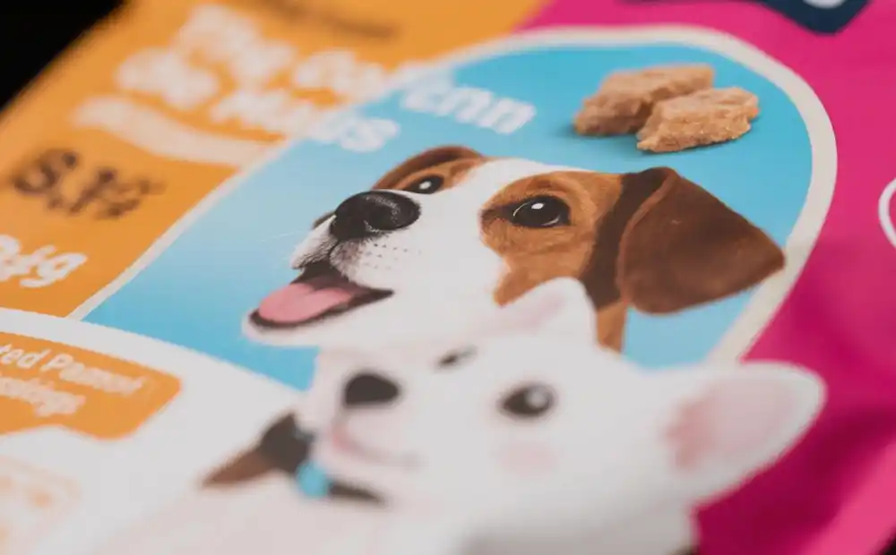Printing of pet food packaging bags