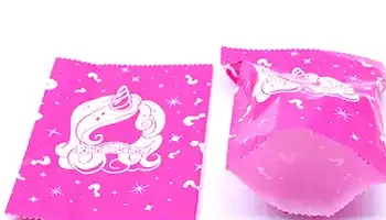 Custom paper bags printed with water-based ink for food packaging